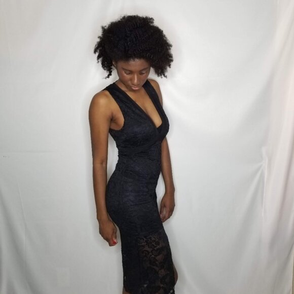 Black Deep V-Neck Lace Midi Dress - Picture 3 of 5